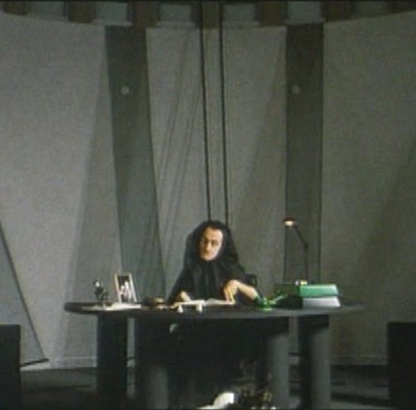 esc_34